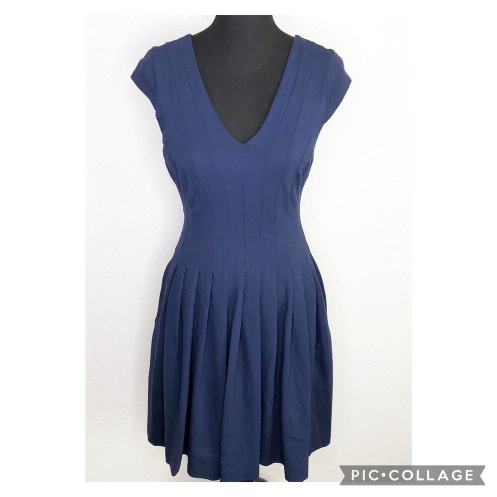 WHBM navy blue v neck pleated fit & flare dress size 4